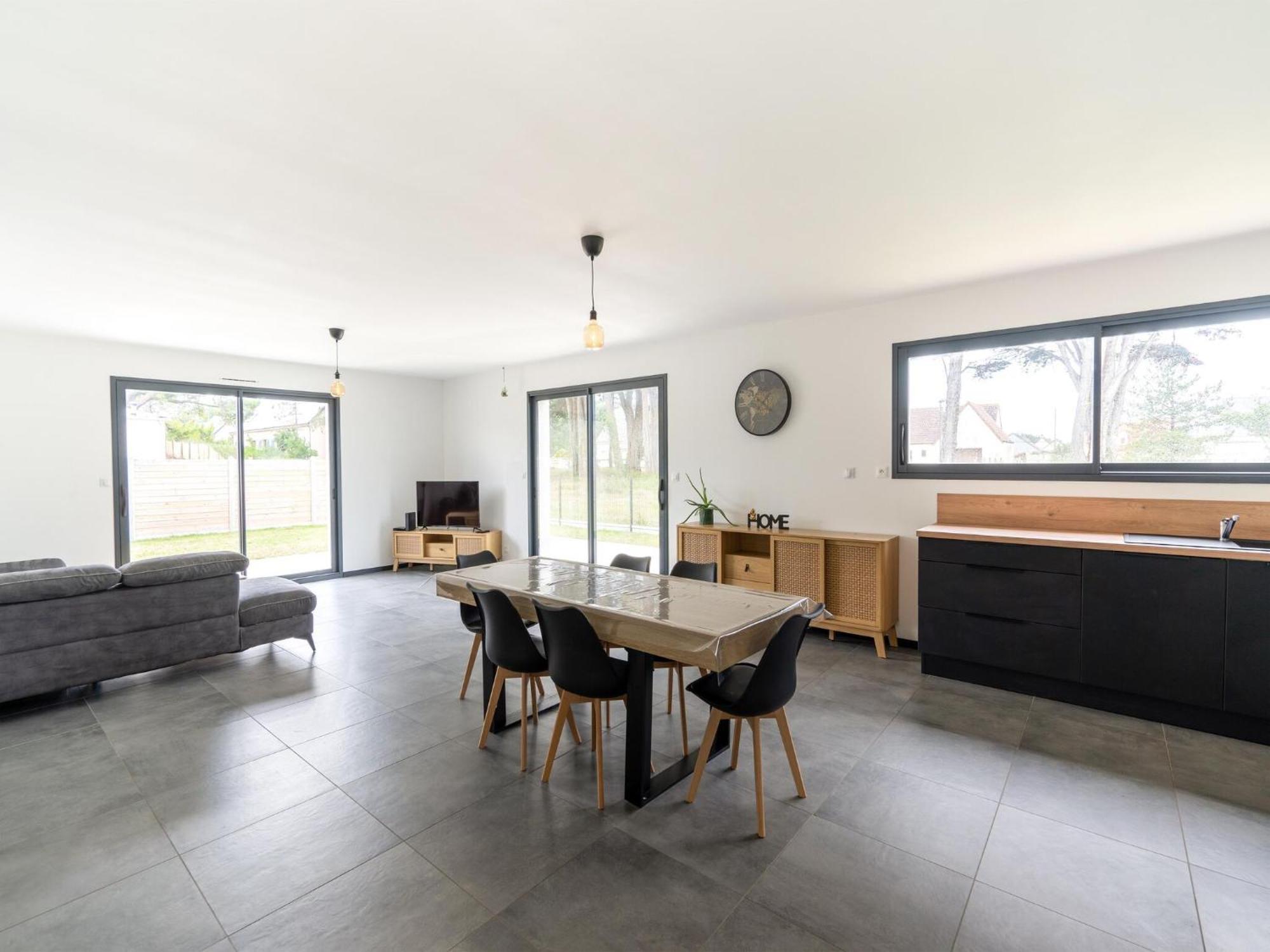 Attractive Holiday Home Near The Normandy Beach Saint-Germain-sur-Ay 외부 사진