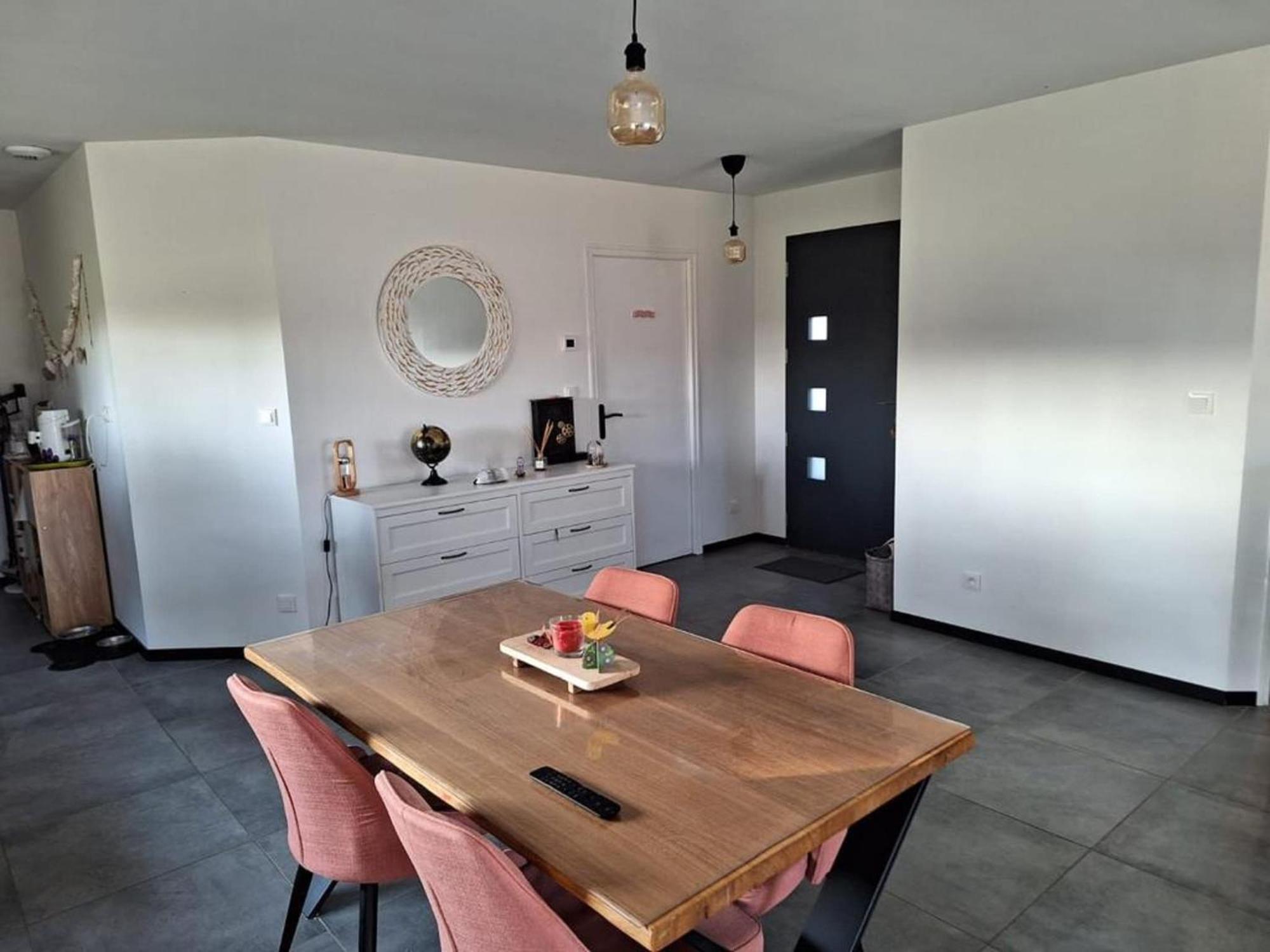 Attractive Holiday Home Near The Normandy Beach Saint-Germain-sur-Ay 외부 사진