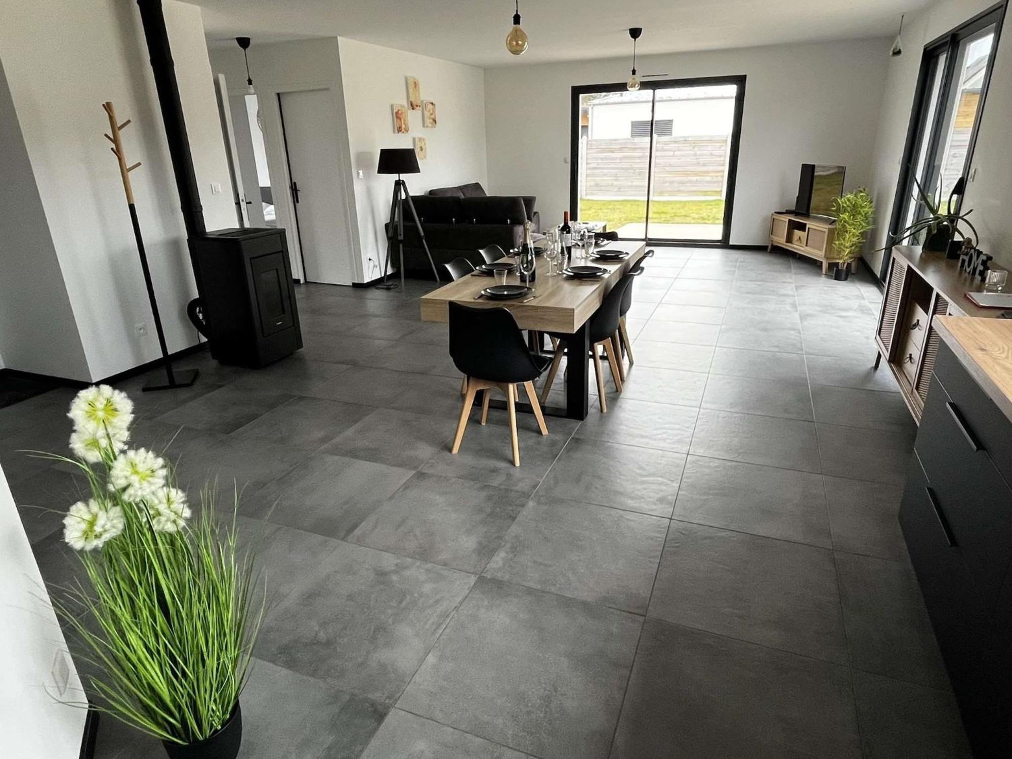 Attractive Holiday Home Near The Normandy Beach Saint-Germain-sur-Ay 외부 사진